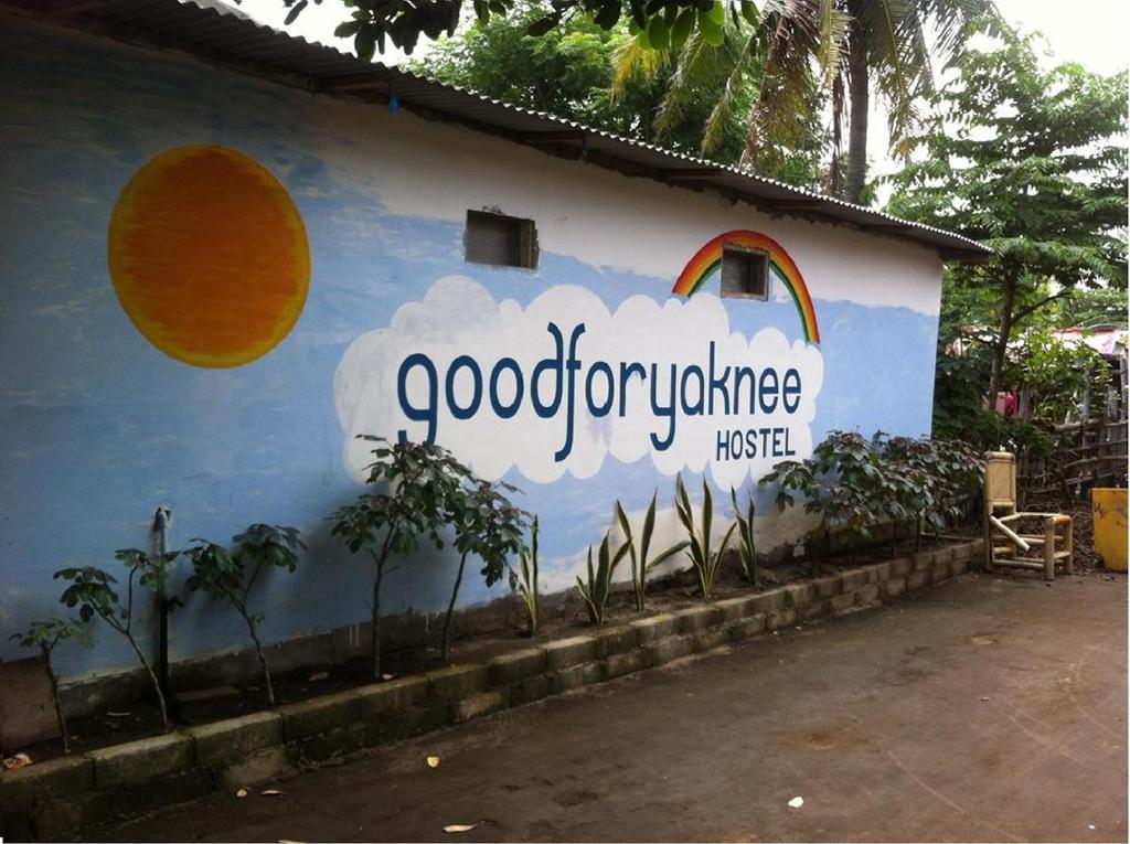 Good For Ya Knee Hostel & Bungalows (Adults Only) ギリ・トラワンガン 部屋 写真