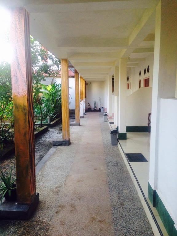Good For Ya Knee Hostel & Bungalows (Adults Only) ギリ・トラワンガン エクステリア 写真