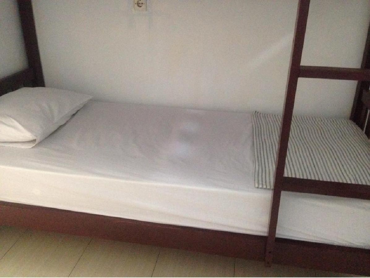 Good For Ya Knee Hostel & Bungalows (Adults Only) ギリ・トラワンガン エクステリア 写真